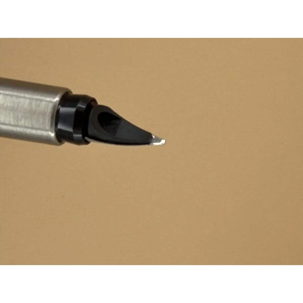 Parker Vector White Fountain Pen Chrome Trim Stainless Steel Nib